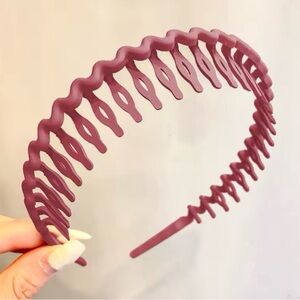 Wine Red Wavy Tooth Comb Headband! NEVER WORN!